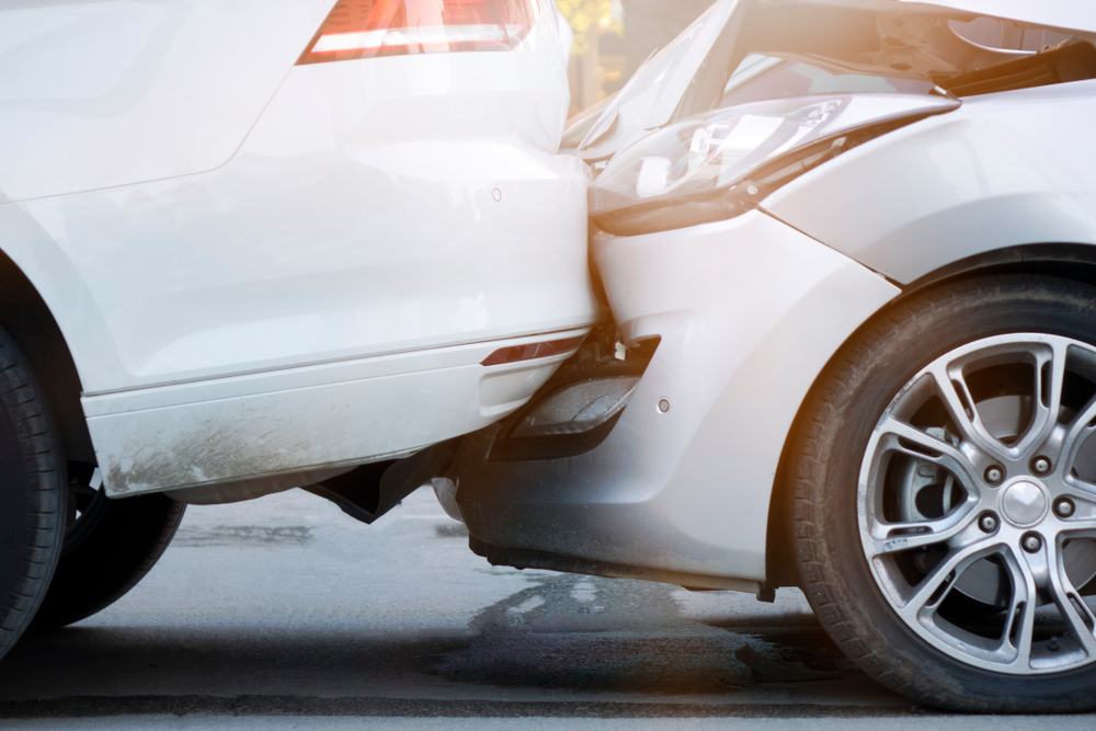 Ridgewood – Sedan Crashes With Van, Driver Injured